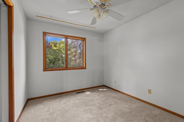 5200 W 135th Street, Savage, MN 55378