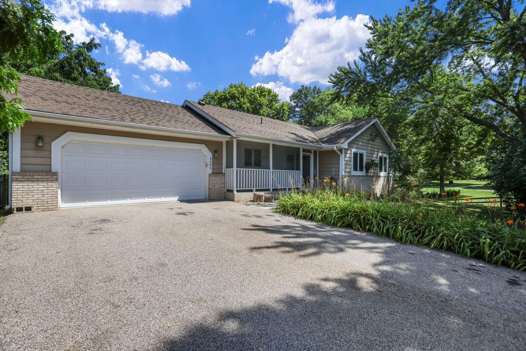 5200 W 135th Street, Savage, MN 55378