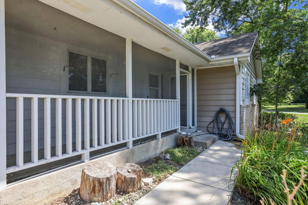 5200 W 135th Street, Savage, MN 55378 — photo 3