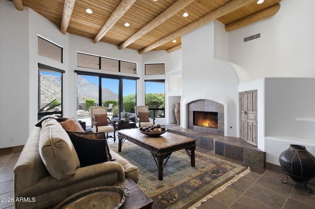 11453 E DE LA O Road, Scottsdale, AZ 85255