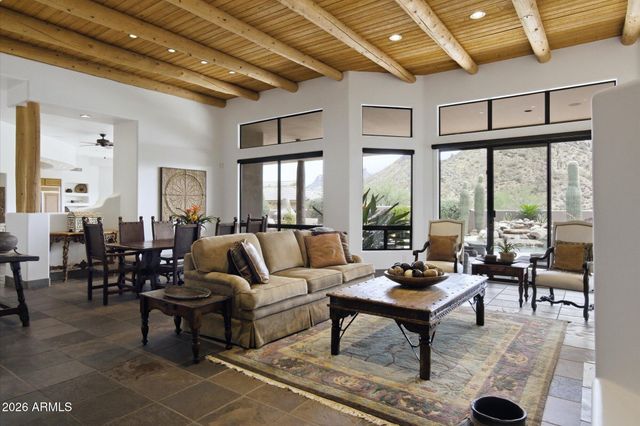 11453 E DE LA O Road, Scottsdale, AZ 85255