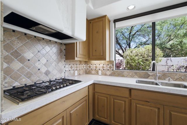 11453 E DE LA O Road, Scottsdale, AZ 85255