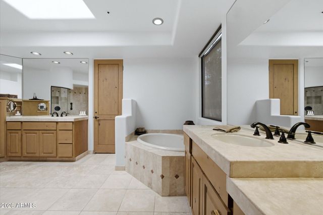 11453 E DE LA O Road, Scottsdale, AZ 85255