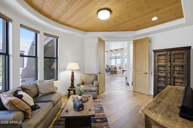 11453 E DE LA O Road, Scottsdale, AZ 85255