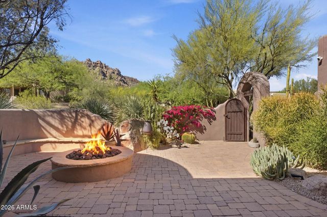 11453 E DE LA O Road, Scottsdale, AZ 85255