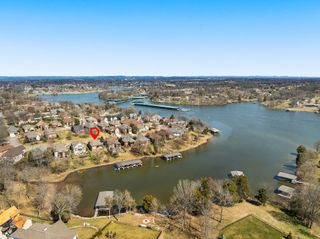1018 Isaac Franklin Dr, Gallatin, TN 37066