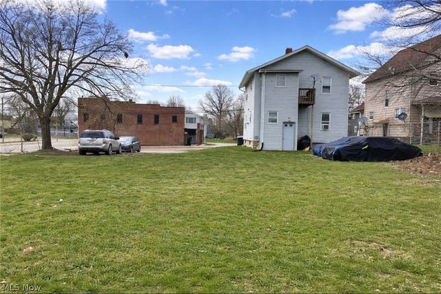 296 Cole Avenue, Akron, OH 44301