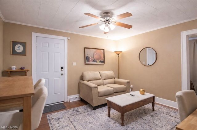 296 Cole Avenue, Akron, OH 44301