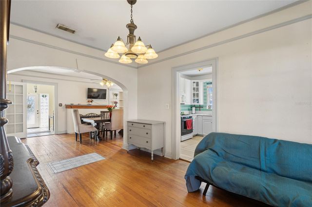 530 S 7TH STREET, Lake Wales, FL 33853