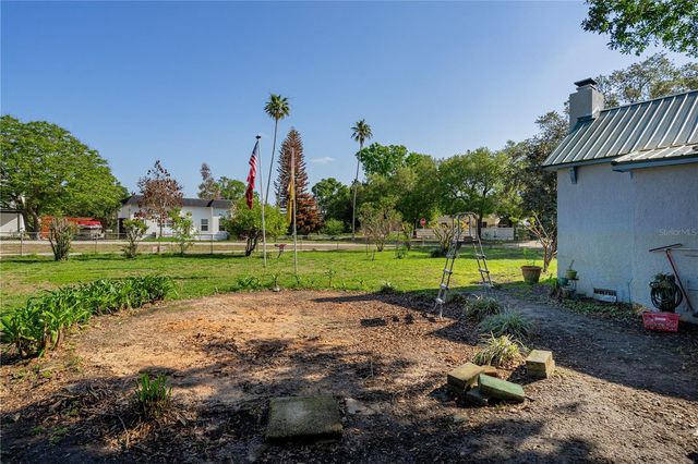 530 S 7TH STREET, Lake Wales, FL 33853