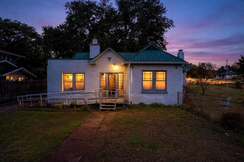 Image 1 of property listing at 530 S 7TH STREET, Lake Wales, FL 33853