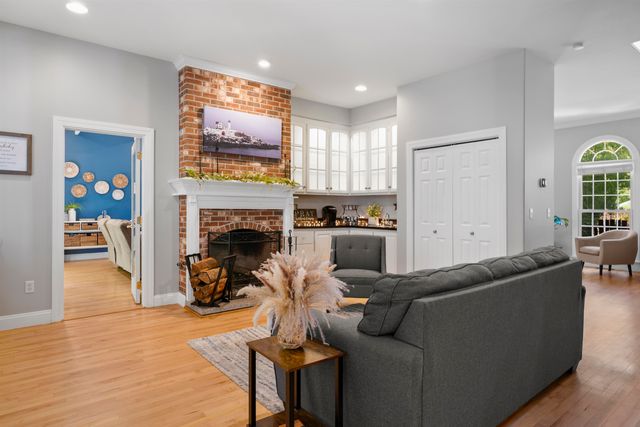 1 Deer Track Lane, Concord, NH 03301