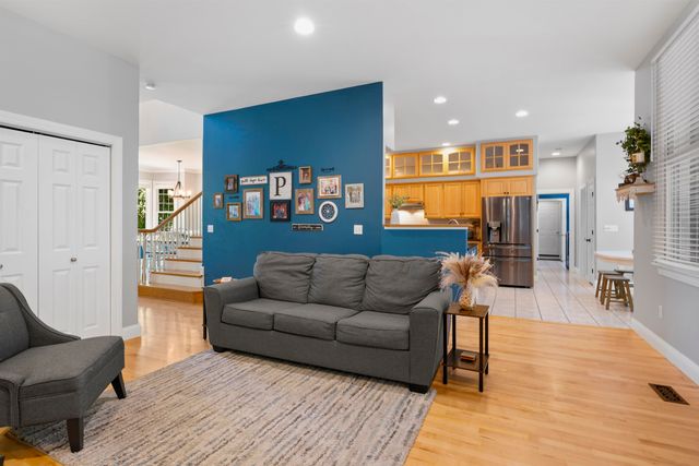 1 Deer Track Lane, Concord, NH 03301