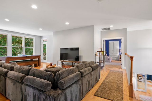 1 Deer Track Lane, Concord, NH 03301