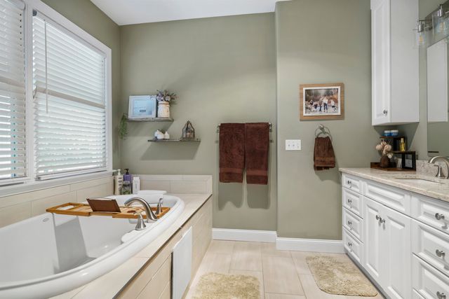 1 Deer Track Lane, Concord, NH 03301