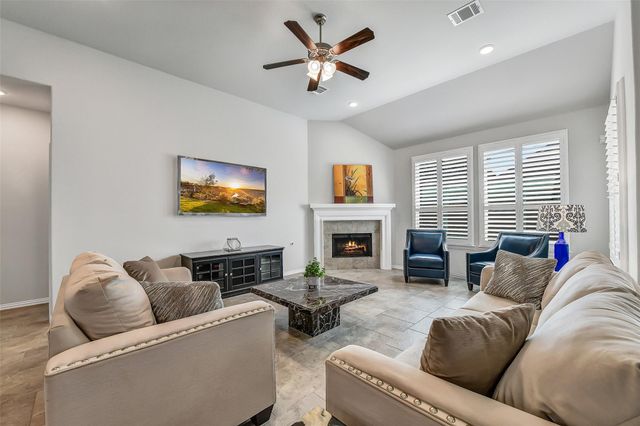 4319 Willow Crest Lane, Manvel, TX 77578