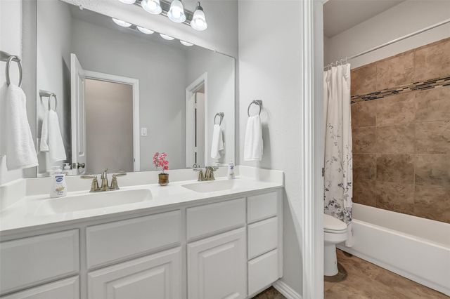 4319 Willow Crest Lane, Manvel, TX 77578