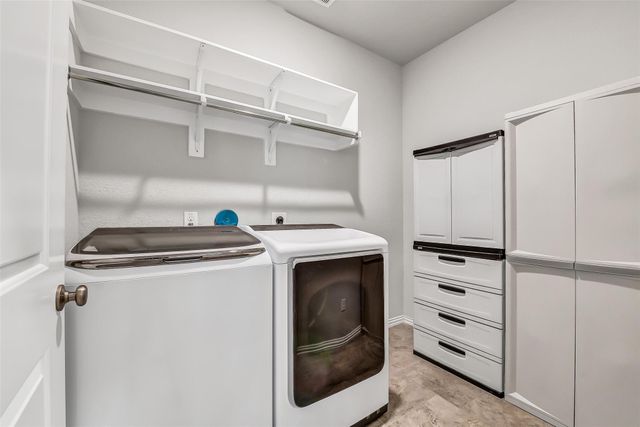 4319 Willow Crest Lane, Manvel, TX 77578