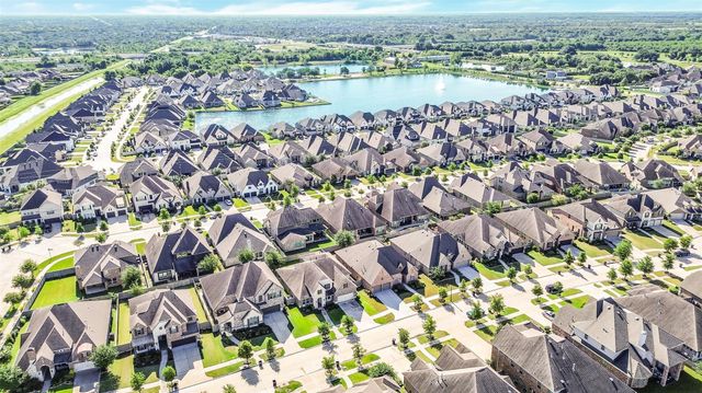 4319 Willow Crest Lane, Manvel, TX 77578