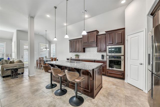 4319 Willow Crest Lane, Manvel, TX 77578