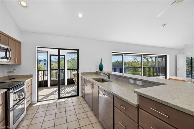 4562 Bowen Bayou RD, Sanibel, FL 33957