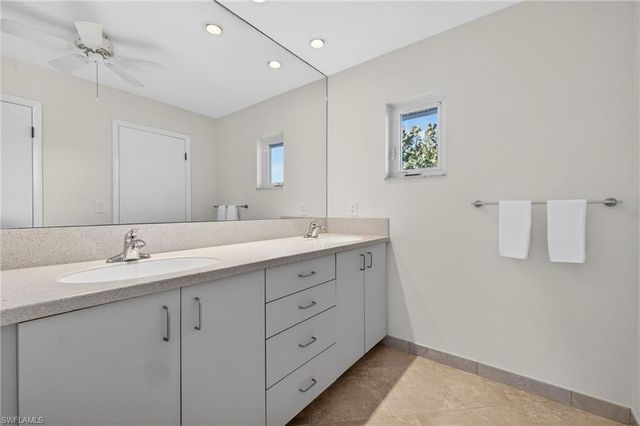 4562 Bowen Bayou RD, Sanibel, FL 33957