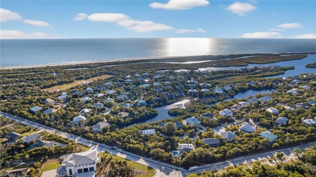 4562 Bowen Bayou RD, Sanibel, FL 33957