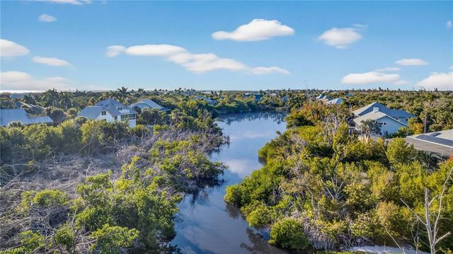 4562 Bowen Bayou RD, Sanibel, FL 33957