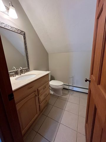 44 Pine Hill Road, Worcester, MA 01604