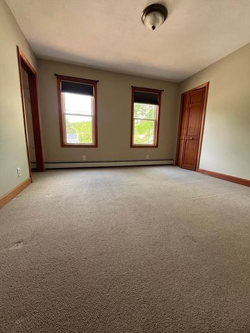 44 Pine Hill Road, Worcester, MA 01604