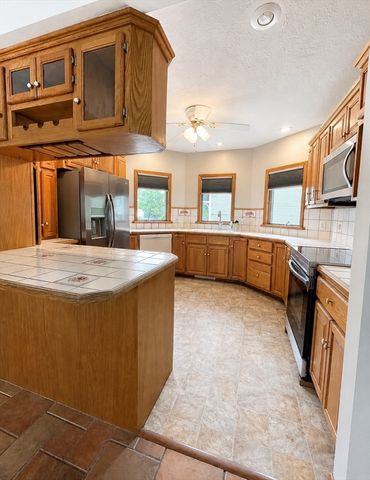 44 Pine Hill Road, Worcester, MA 01604