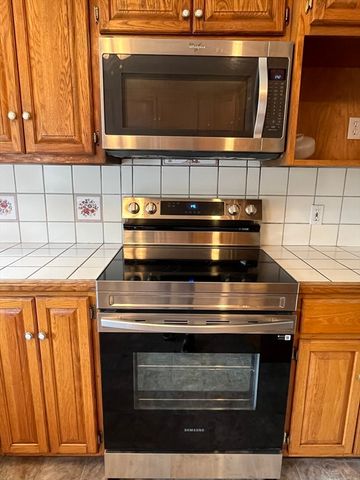 44 Pine Hill Road, Worcester, MA 01604