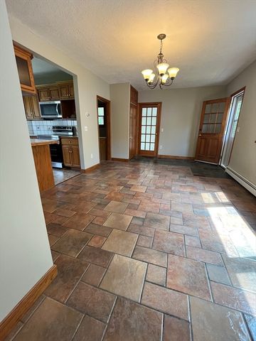 44 Pine Hill Road, Worcester, MA 01604