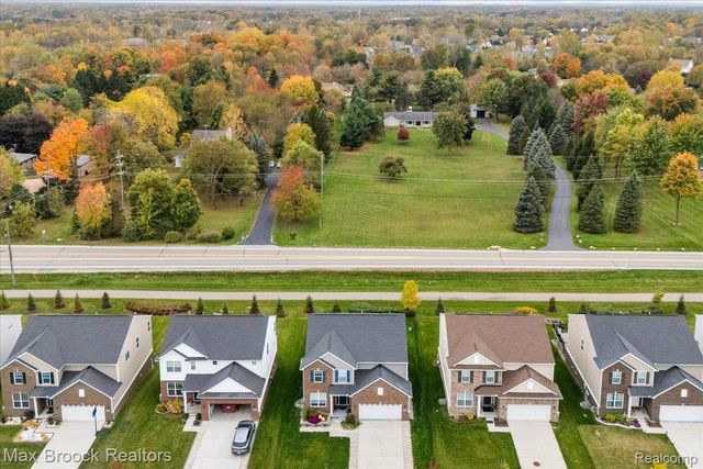 20809 Gidran Drive, Lyon Charter Township, MI 48178