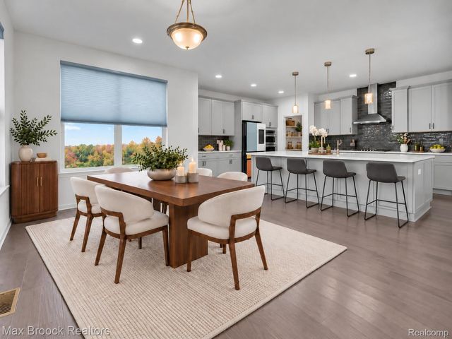 20809 Gidran Drive, Lyon Charter Township, MI 48178
