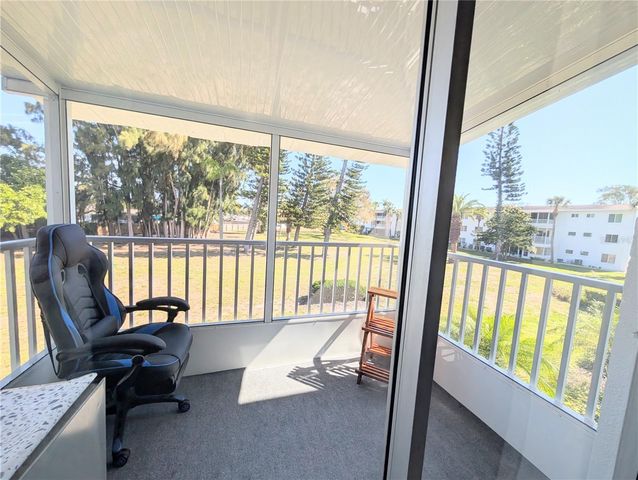 2535 FLAMINGO BOULEVARD L23, Bradenton, FL 34207