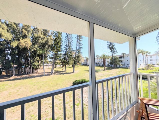 2535 FLAMINGO BOULEVARD L23, Bradenton, FL 34207