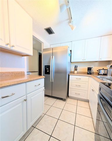 2535 FLAMINGO BOULEVARD L23, Bradenton, FL 34207