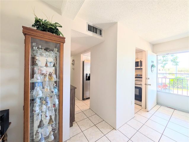 2535 FLAMINGO BOULEVARD L23, Bradenton, FL 34207