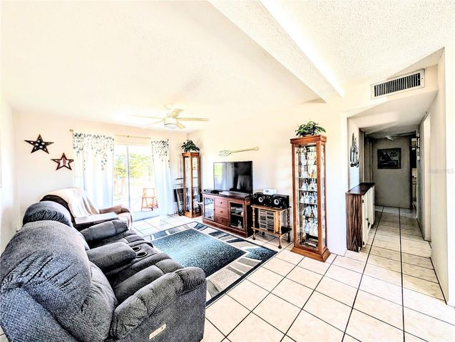 2535 FLAMINGO BOULEVARD L23, Bradenton, FL 34207