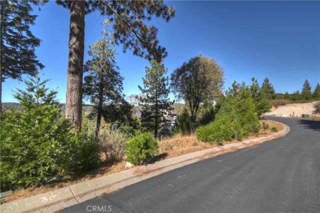 115 Mill Pond, Lake Arrowhead, CA 92352
