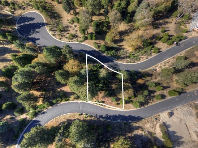115 Mill Pond, Lake Arrowhead, CA 92352