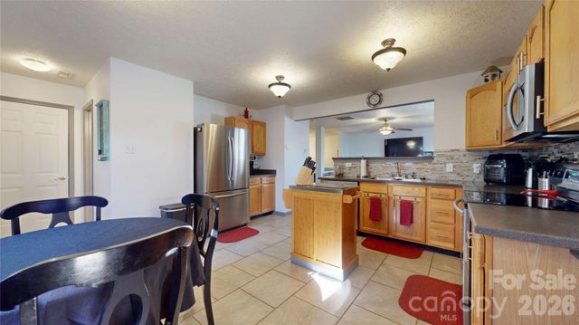 746 Ladino Lane, Clover, SC 29710