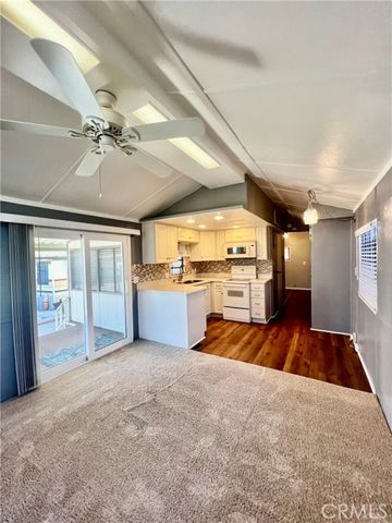 1295 S Cawston 263, Hemet, CA 92545