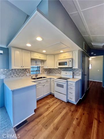 1295 S Cawston 263, Hemet, CA 92545