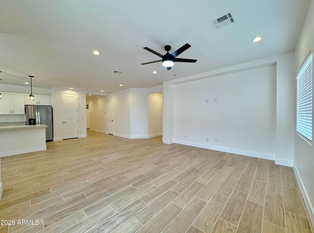 1561 N HIMOSA Drive, Casa Grande, AZ 85122