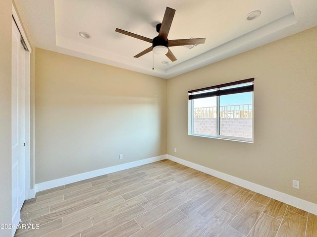 1561 N HIMOSA Drive, Casa Grande, AZ 85122