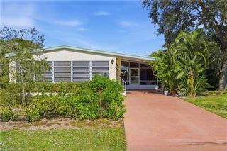 181 Sugarloaf LN, Naples, FL 34114