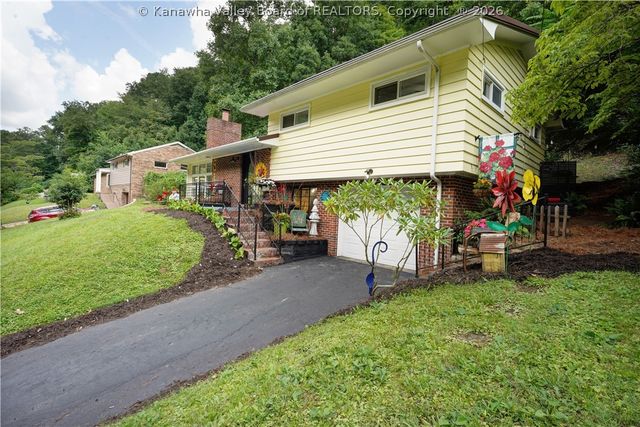 814 Chappell Road, Charleston, WV 25304