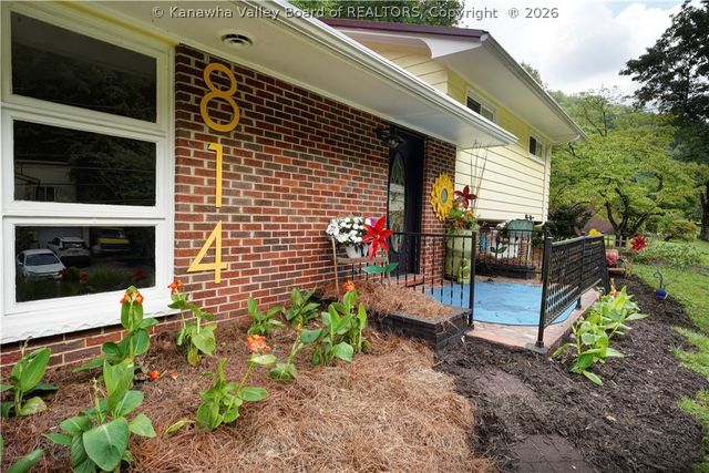 814 Chappell Road, Charleston, WV 25304
